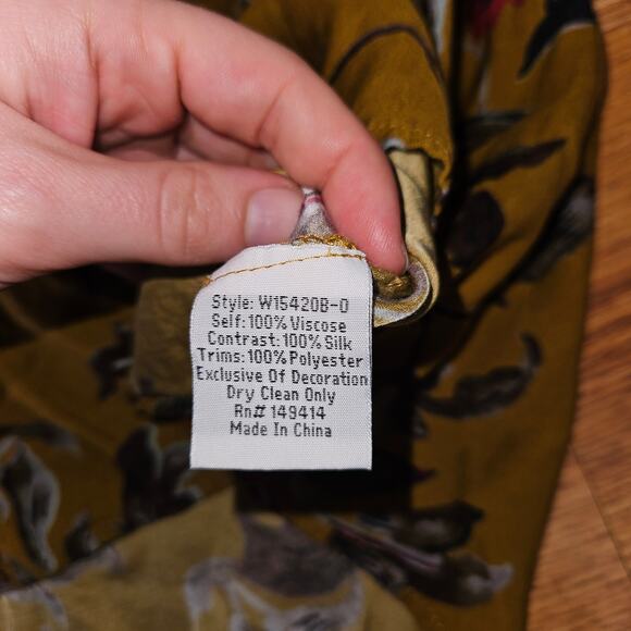 Johnny Was Ruffle Detail Floral Embroidered Peasant Boho
Blouse Size XS - Picture 4 of 6